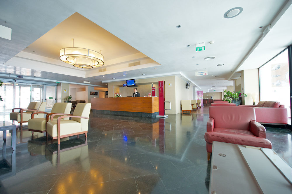 Hotel Delfino Taranto Eksteriør billede